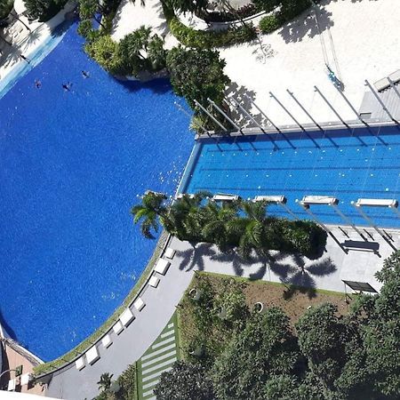 Azure Urban Resort Residence R&C - Paranaque Manila Exteriör bild