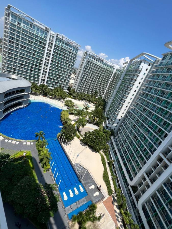 Azure Urban Resort Residence R&C - Paranaque Manila Exteriör bild