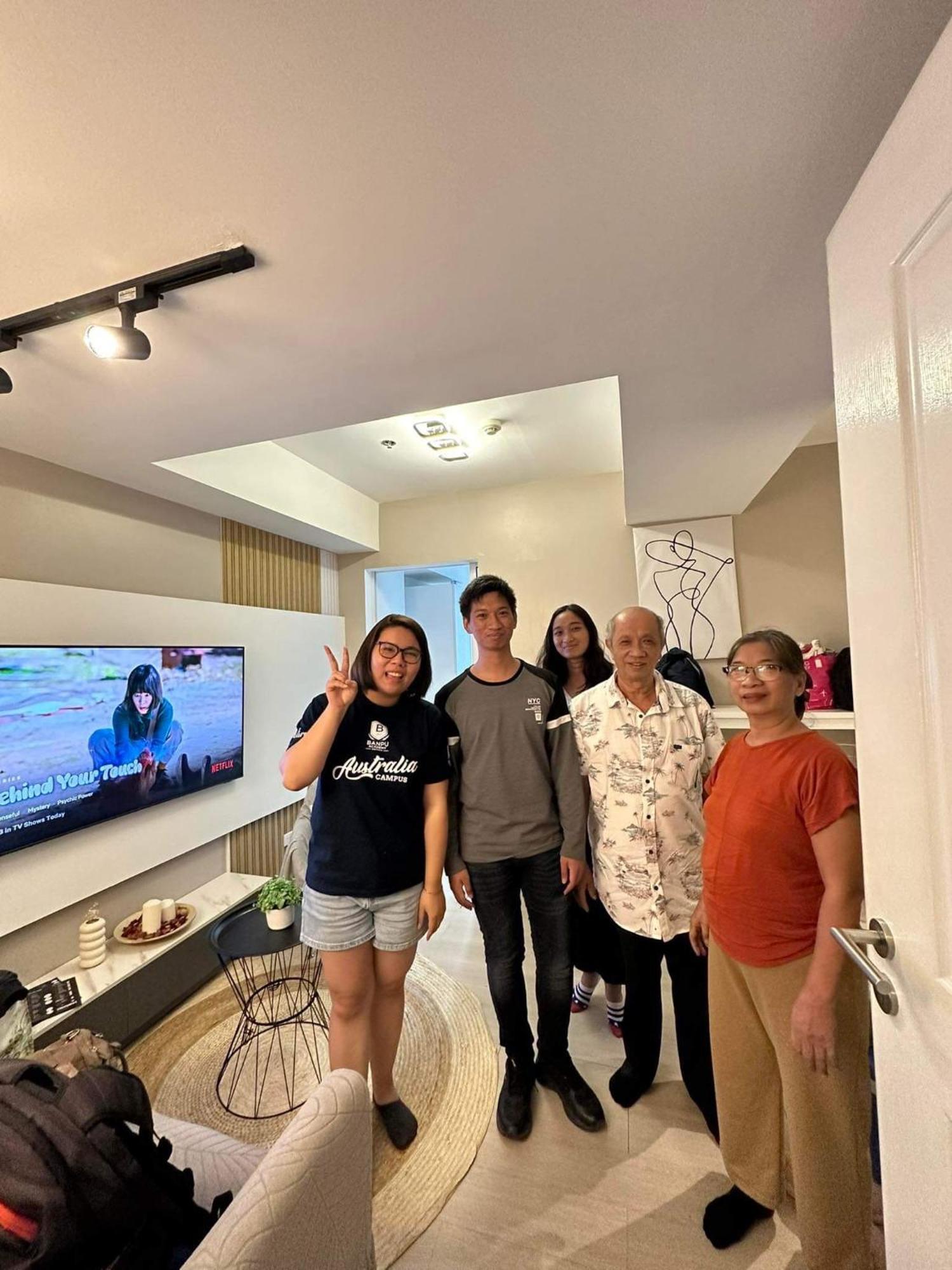 Azure Urban Resort Residence R&C - Paranaque Manila Exteriör bild