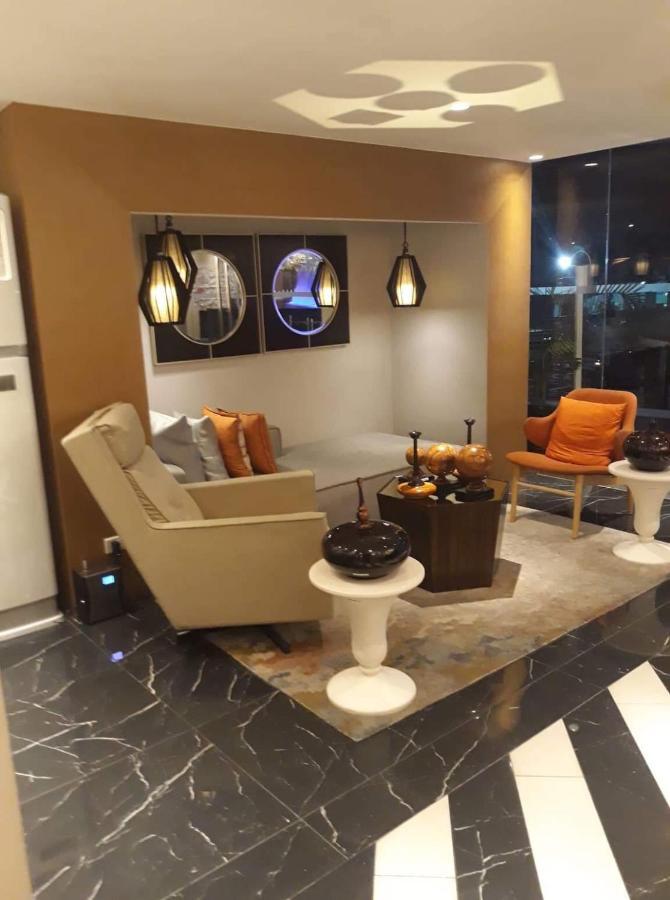 Azure Urban Resort Residence R&C - Paranaque Manila Exteriör bild